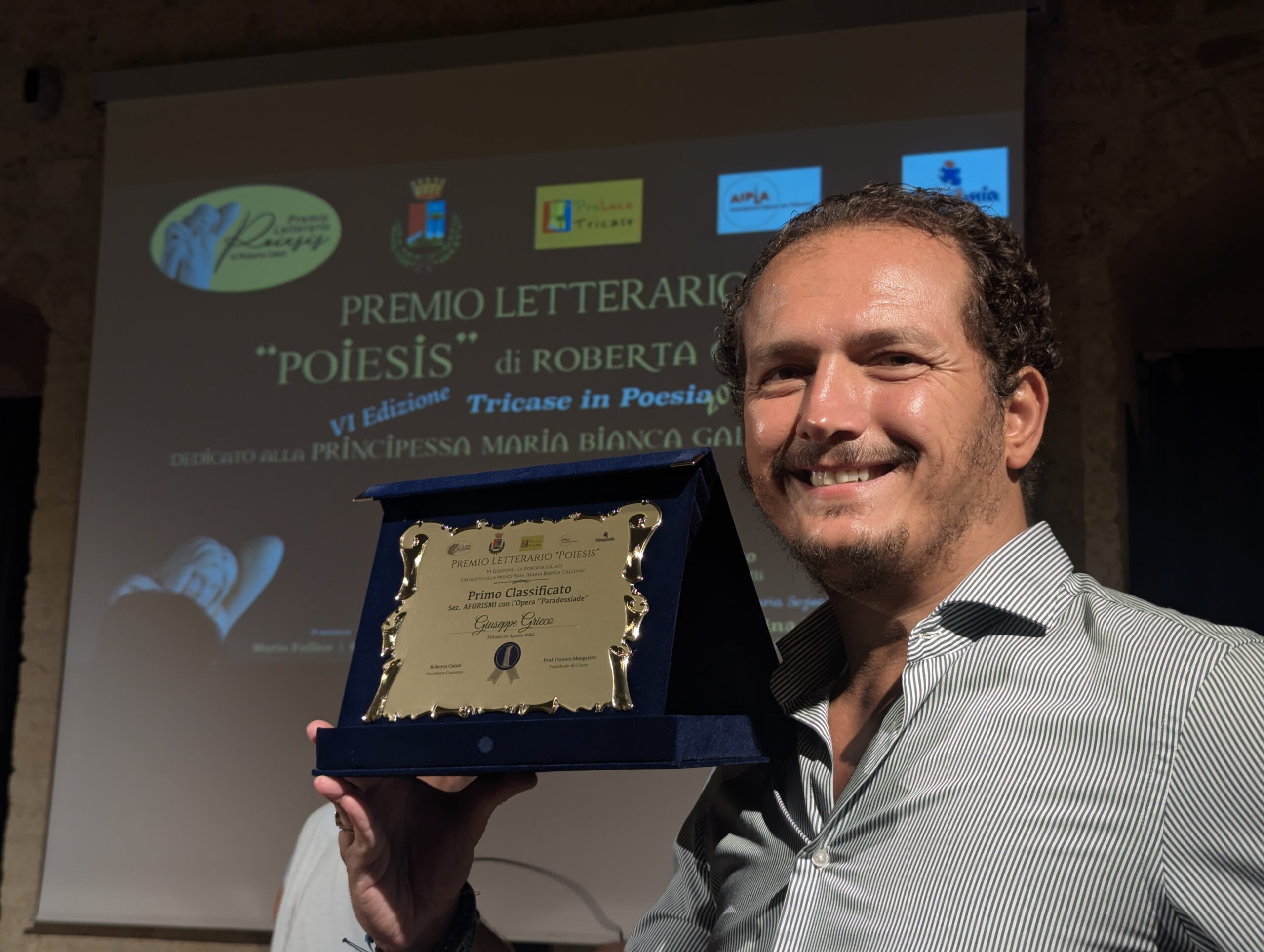 Premio “Poiesis”: aforisma, ha vinto Giuseppe Grieco di Cerignola Con la silloge “Paradossiade” Premio “Poiesis”: aforisma, ha vinto Giuseppe Grieco di Cerignola Con la silloge “Paradossiade”