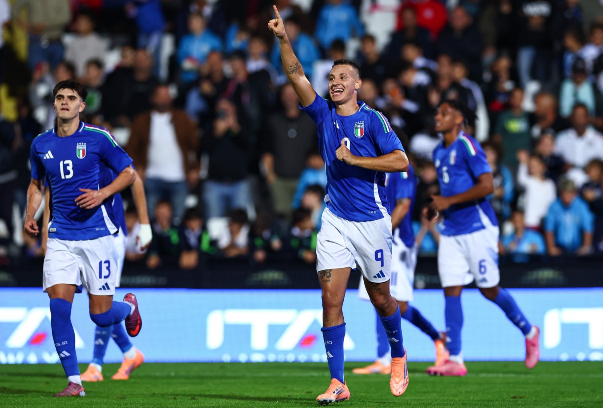 Camarda: dopo la prima rete in serie A con il Lecce, gol all’esordio con record in nazionale under 21 Italia Svezia 4 0, l