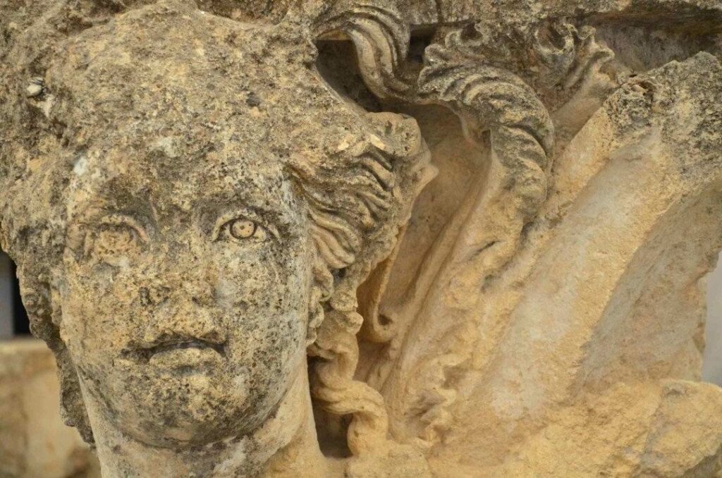 MINERVA A SAN LEUCIO PARCO ARCHEOLOGICO CANOSA DI PUGLIA