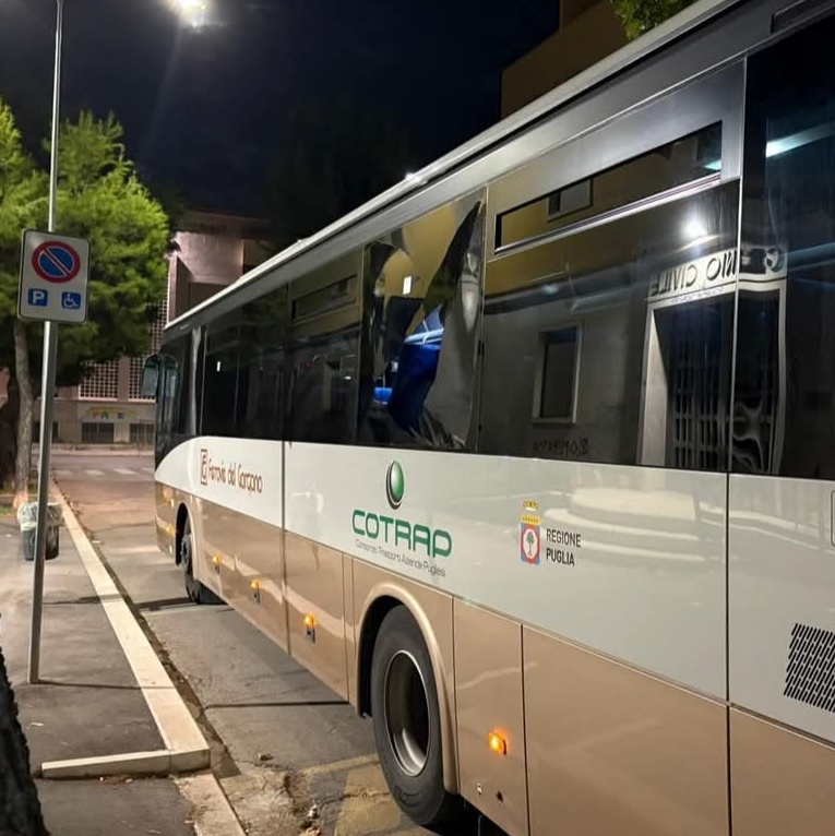 Foggia: pullman danneggiato da una sassata Ieri sera