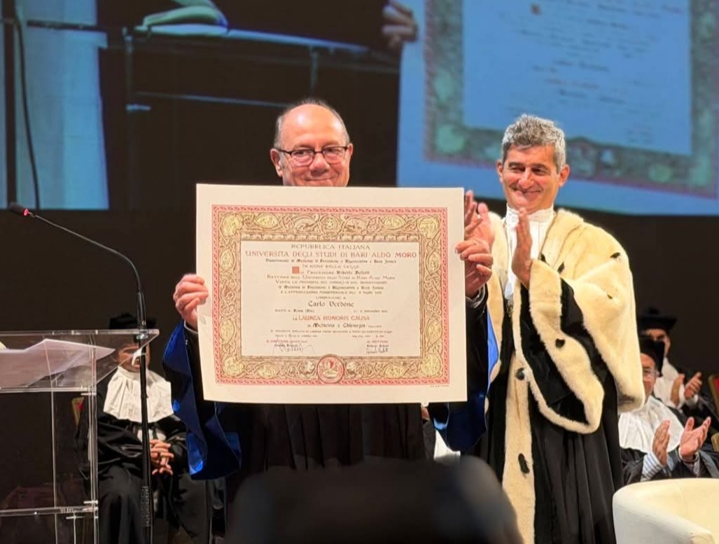 Università di Bari: laurea honoris causa in Medicina e Chirurgia a Carlo Verdone Oggi