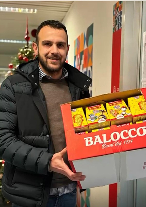 Armando Iaia Caffè Matteotti Donazione Panettoni Pediatria ospedale ''Perrino'' Natale 2025