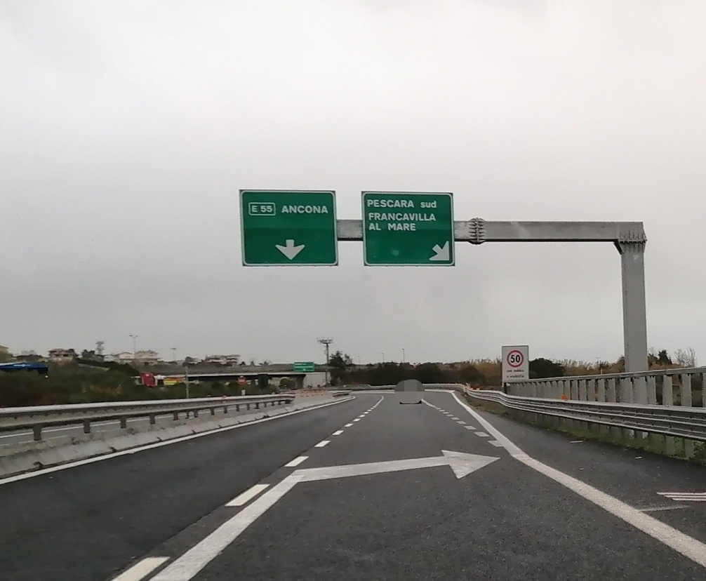 assalto a portavalori in a14 in abruzzo chiuso un tratto disagi al traffico dalla puglia fra ortona e pescara sud da Noinotizie.it assalto a portavalori in a14 in abruzzo chiuso un tratto disagi al traffico dalla puglia fra ortona e pescara sud