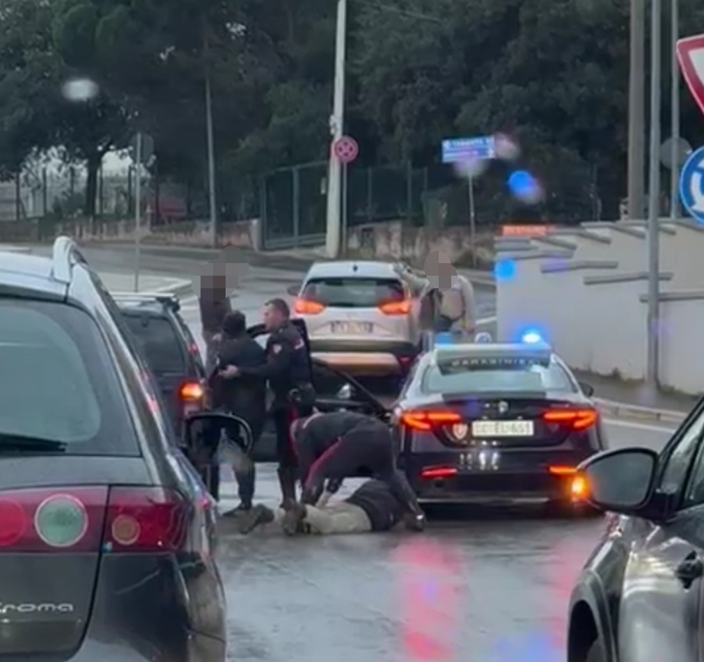 Martina Franca, accusa: furti in appartamenti, due arresti in strada Carabinieri