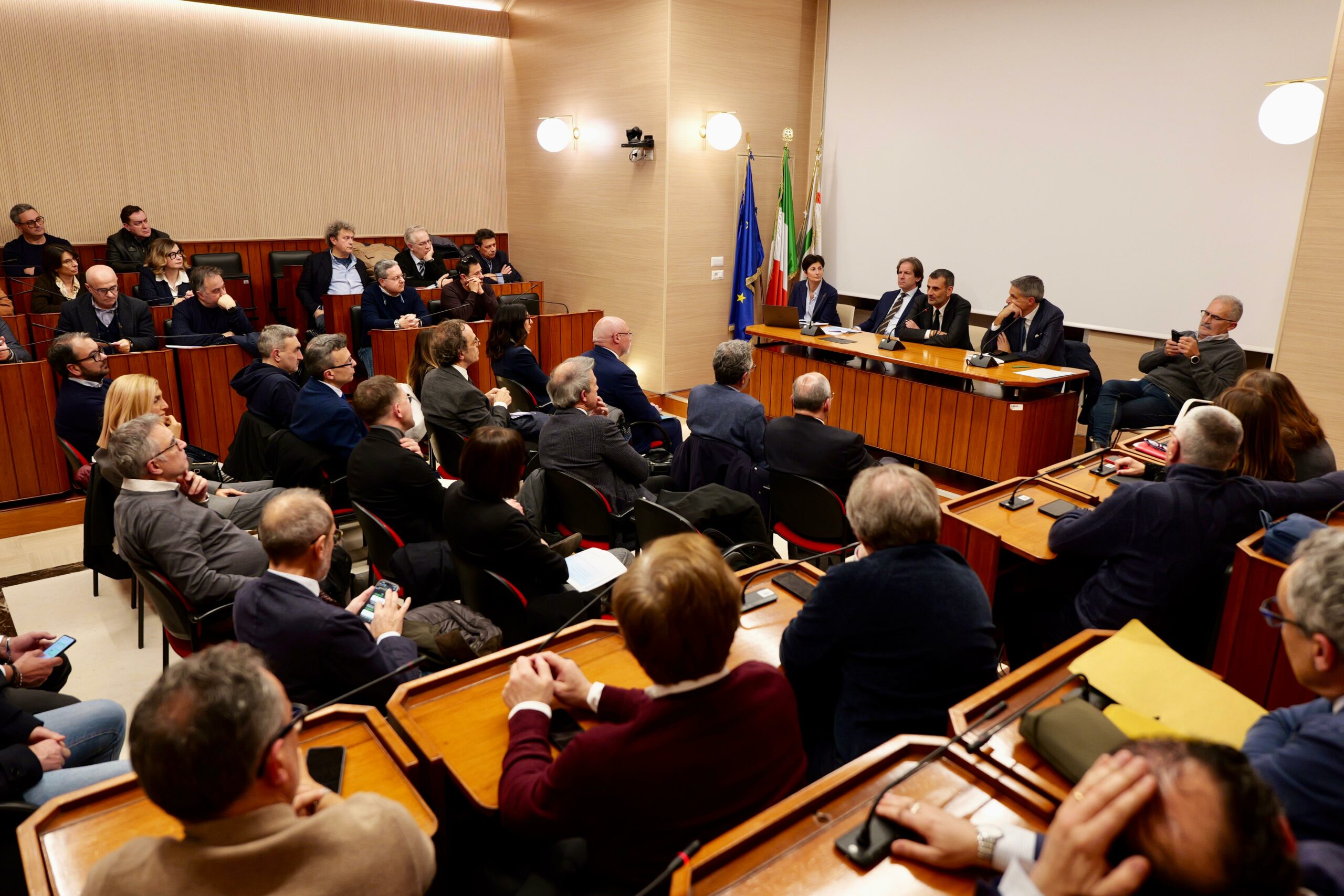 Pronto soccorso: Decaro e Pentassuglia, incontro con i dirigenti delle Asl Regione Puglia