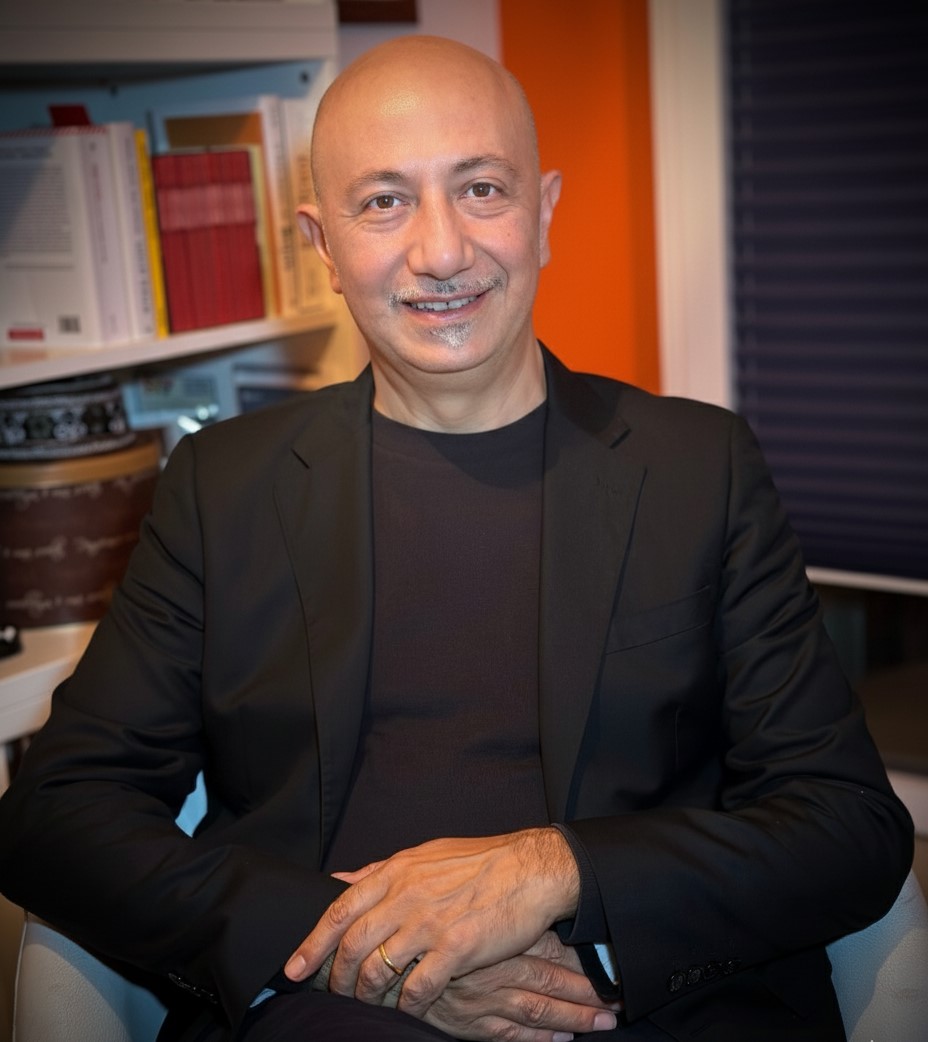 Il salentino Silvio Maria Cantoro oggi ospite a Casa Sanremo Bassista e autore