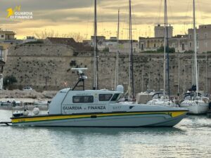 finanza motovedetta finanza motovedetta