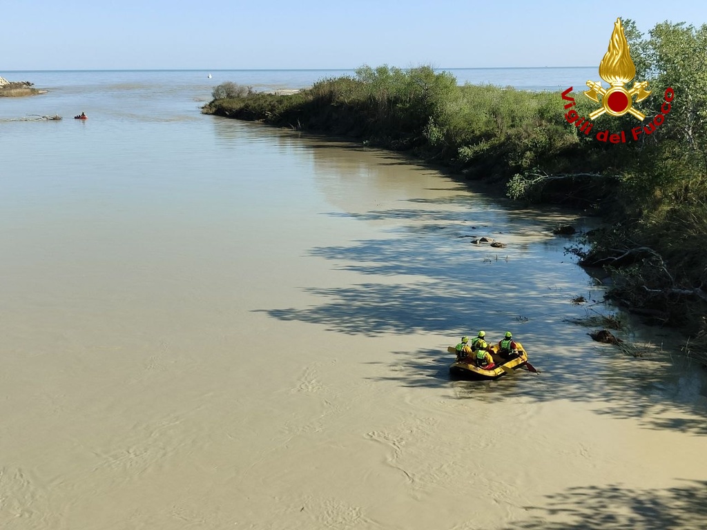 anche oggi ricerche del pugliese 53enne disperso nel crollo del ponte in molise domenico racanati di bisceglie da Noinotizie.it anche oggi ricerche del pugliese 53enne disperso nel crollo del ponte in molise domenico racanati di bisceglie
