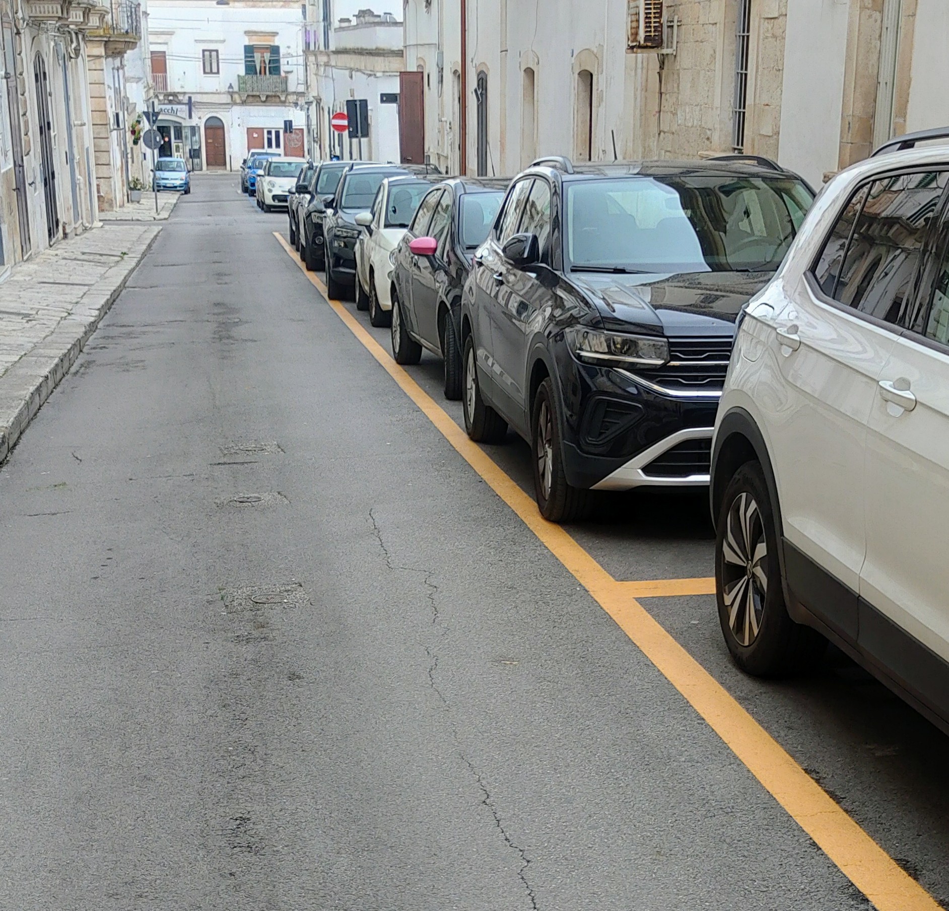 Martina Franca: ipotesi di limitazioni alle strisce gialle per i residenti, che non ci stanno Parcheggi