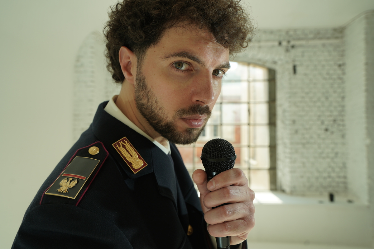 Festa della polizia: oggi a Roma l’agente-rapper, dal foggiano Sebastiano Vitale, in arte Revman