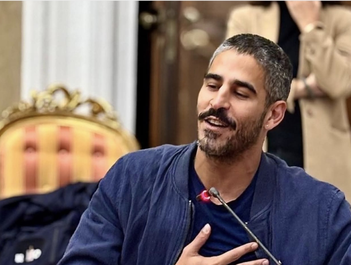 docente dell8217universit224 di bari arrestato in kuwait detenuto da oltre un mese preoccupazione e solidariet224 accusato di danno alla sicurezza nazionale e diffusione di informazioni malevole online da Noinotizie.it docente dell8217universit224 di bari arrestato in kuwait detenuto da oltre un mese preoccupazione e solidariet224 accusato di danno alla sicurezza nazionale e diffusione di informazioni malevole online