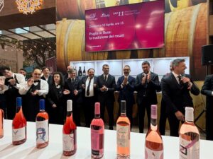 prima giornata Puglia al Vinitaly 2026 (5) prima giornata Puglia al Vinitaly 2026 (5)