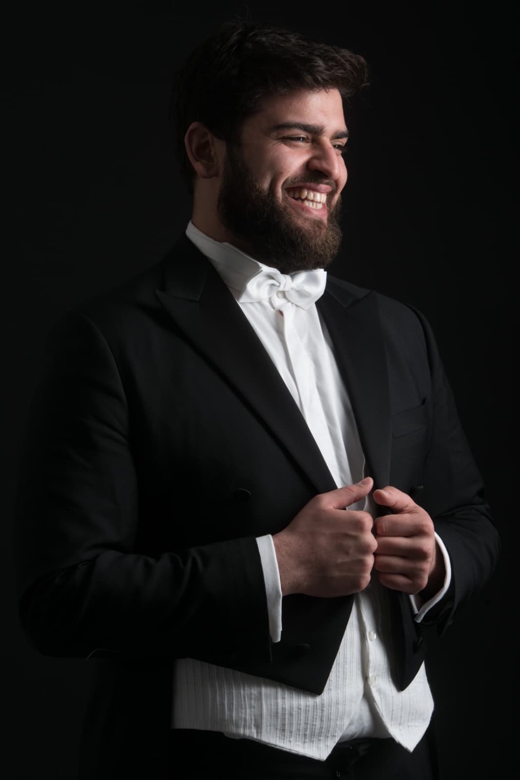 Il successo del basso salentino Adolfo Corrado: imminente il debutto all’Opéra National de Paris Il cantante di Supersano sarà Alidoro