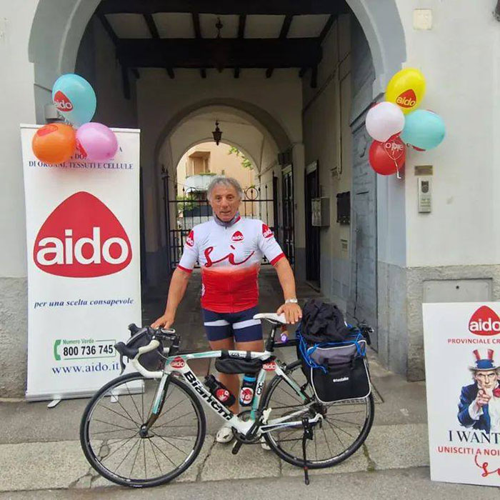Da Cremona al Salento in bicicletta per sensibilizzare sulla donazione di organi: oggi a Brindisi Giampietro Mariotti, tour solidale: percorso di circa 1500 chilometri, conclusione a Lecce