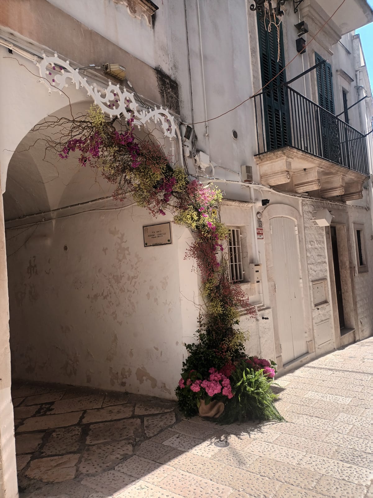 Martina Franca: “Archi in fiore” fino al 21 giugno Inaugurazione oggi