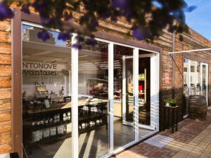 La bottega centonove novantasei La bottega centonove novantasei