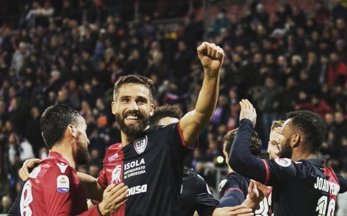 Addio al Cagliari del calciatore che lasciò il Bari in B a mezzo minuto dalla serie A Leonardo Pavoletti