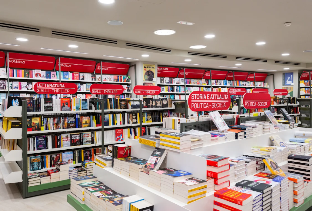 Bari: inaugurazione Mondadori store Oggi