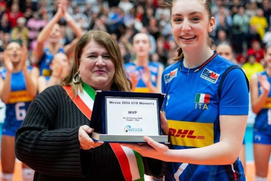 I messaggi della sindaca e dell’assessore di Foggia alle under 18 della nazionale di volley campionesse d’Europa Domenica il titolo