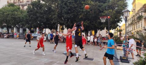 Taranto: torneo dei bar, oggi la finale Pallacanestro