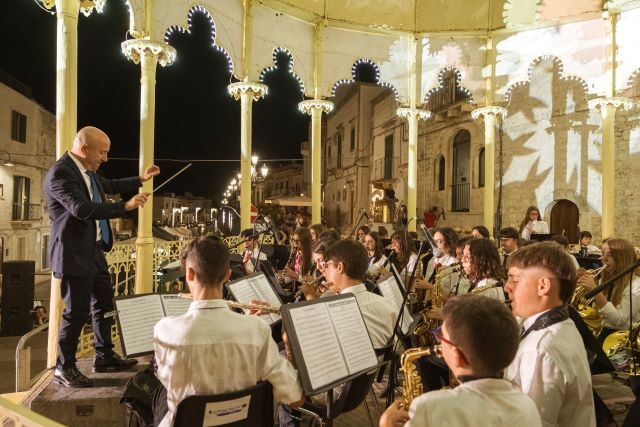 cisternino inizia il festival internazionale delle bande musicali ventottesima edizione da Noinotizie.it cisternino inizia il festival internazionale delle bande musicali ventottesima edizione