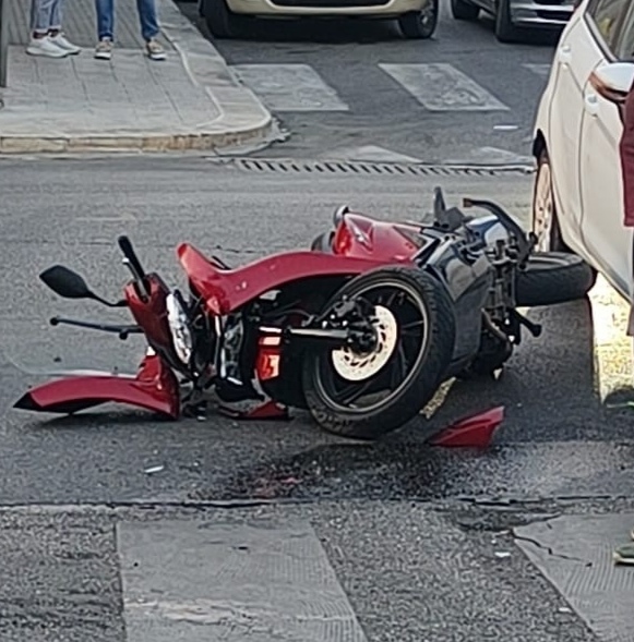 Martina Franca: scontro auto-moto, un ferito Nel tardo pomeriggio