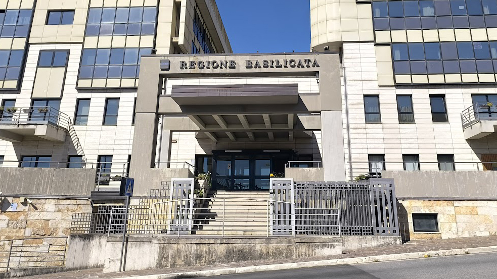 Basilicata: più risorse ai lucani dalle fonti energetiche eolica e solare Regione
