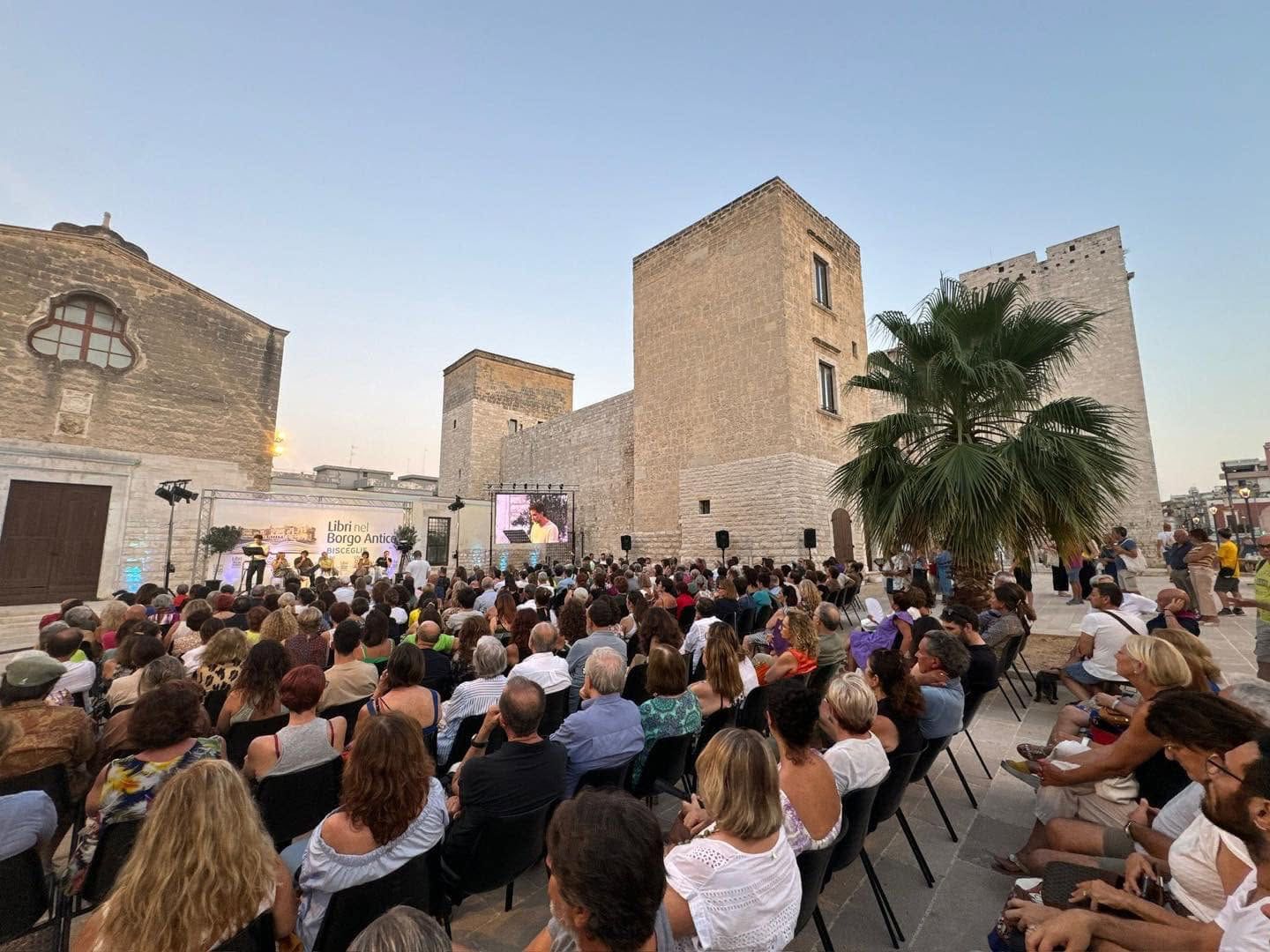 “Libri nel borgo antico”: a Bisceglie la cinquina finalista del premio Campiello Stasera