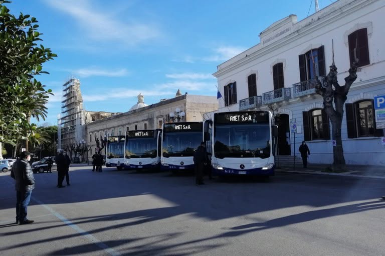 Amet Trani: lavoro, procedure per conducenti di linea e accompagnatori alunni diversamente abili per il servizio di trasporto scolastico Candidature entro il 3 settembre