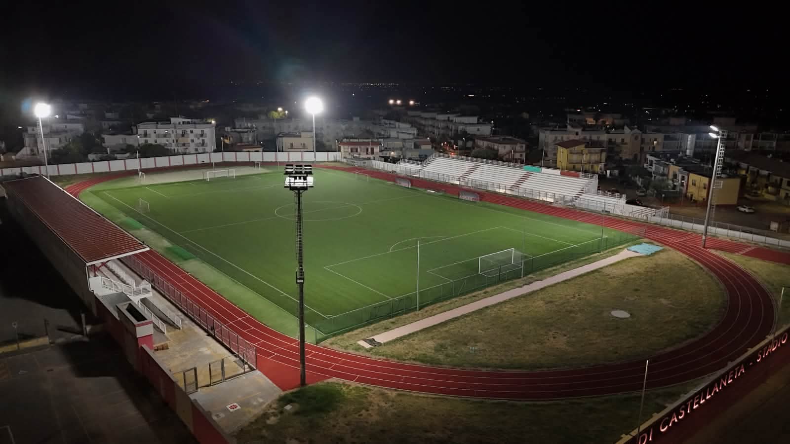 Castellaneta: stadio pronto per i Giochi, ieri l’inaugurazione "De Bellis"