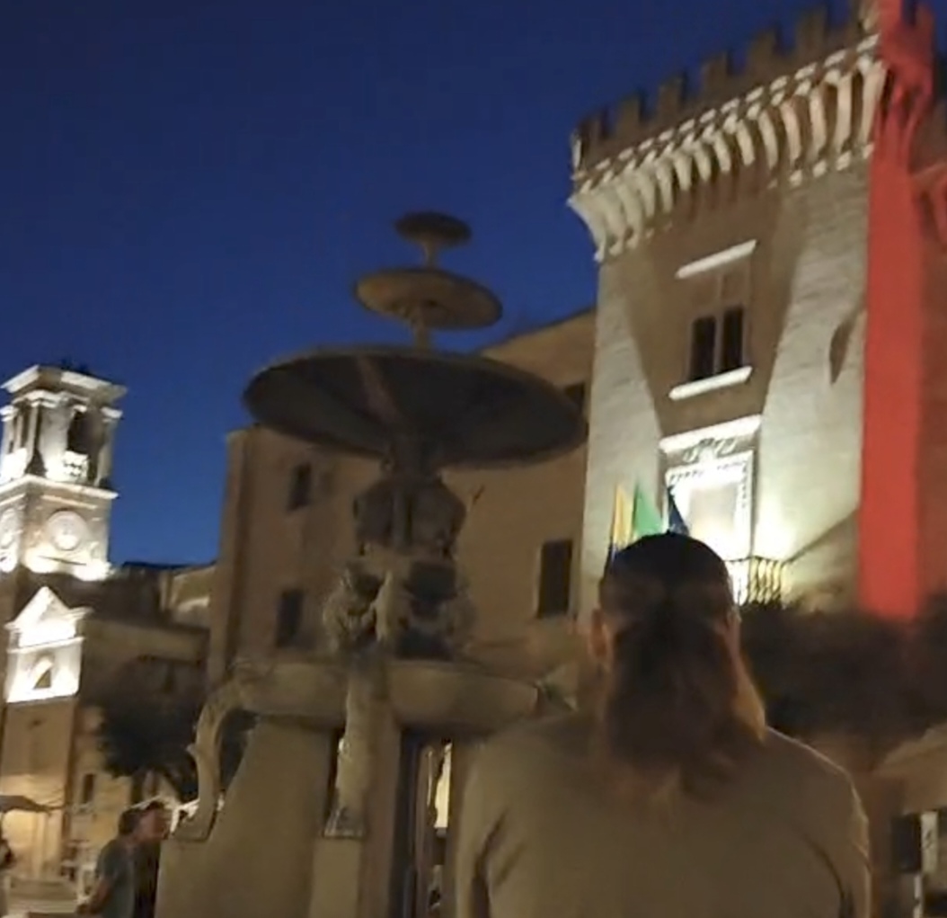 L’alba di Carosino in apertura della sagra del vino Sessantesima edizione