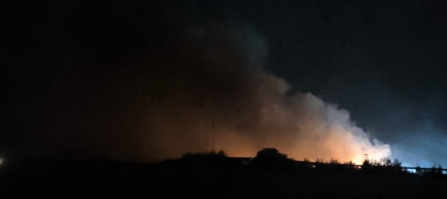 Lequile: ecocentro comunale, ancora A fuoco da sabato Lequile: ecocentro comunale, ancora A fuoco da sabato