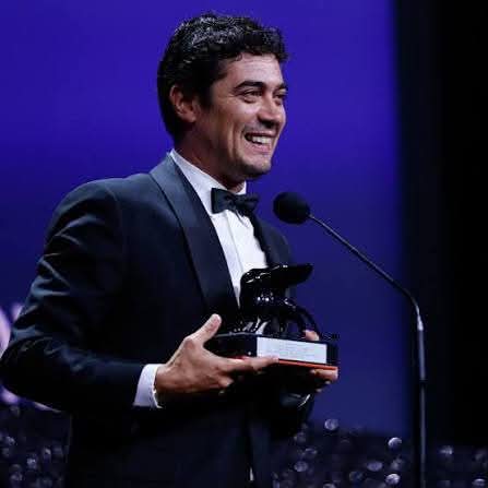 premio a venezia i complimenti a riccardo scamarcio dalla sindaca di andria giovanna bruno da Noinotizie.it premio a venezia i complimenti a riccardo scamarcio dalla sindaca di andria giovanna bruno
