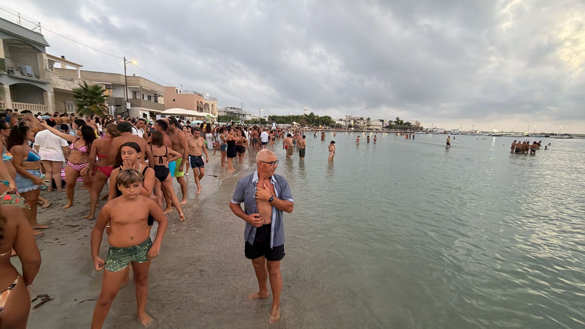 Il bagno all’alba dell’1 settembre: Torre Canne Tradizione