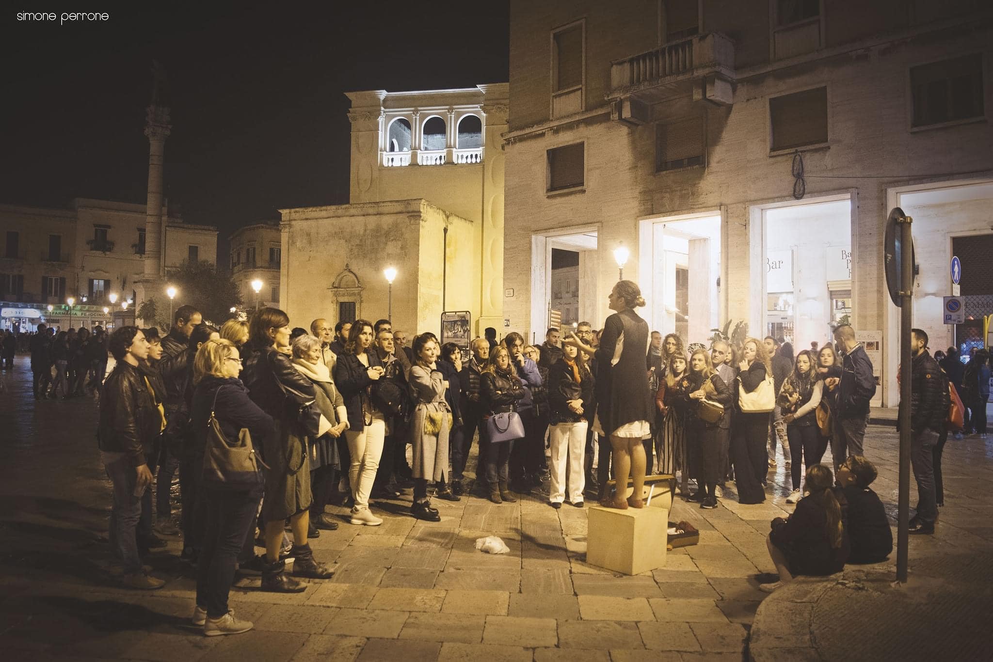lecce barbonaggio teatrale collettivo oggi da Noinotizie.it lecce barbonaggio teatrale collettivo oggi