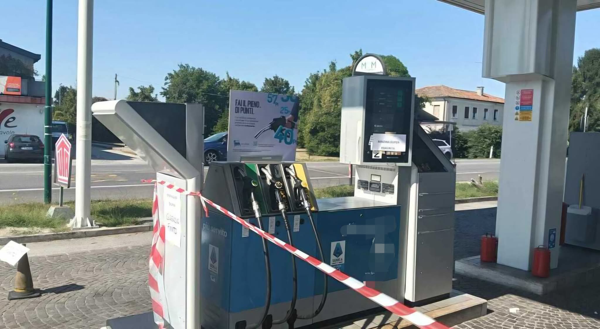 protesta carburanti la puglia degli automobilisti 232 praticamente a secco imprenditore di apricena 232 peggio del covid lo sciopero dei lavoratori ex ilva di taranto blocca le uscite di automezzi dalla raffineria masselli stilmarmo sconcertato dal silenzio dei media nazionali da Noinotizie.it protesta carburanti la puglia degli automobilisti 232 praticamente a secco imprenditore di apricena 232 peggio del covid lo sciopero dei lavoratori ex ilva di taranto blocca le uscite di automezzi dalla raffineria masselli stilmarmo sconcertato dal silenzio dei media nazionali