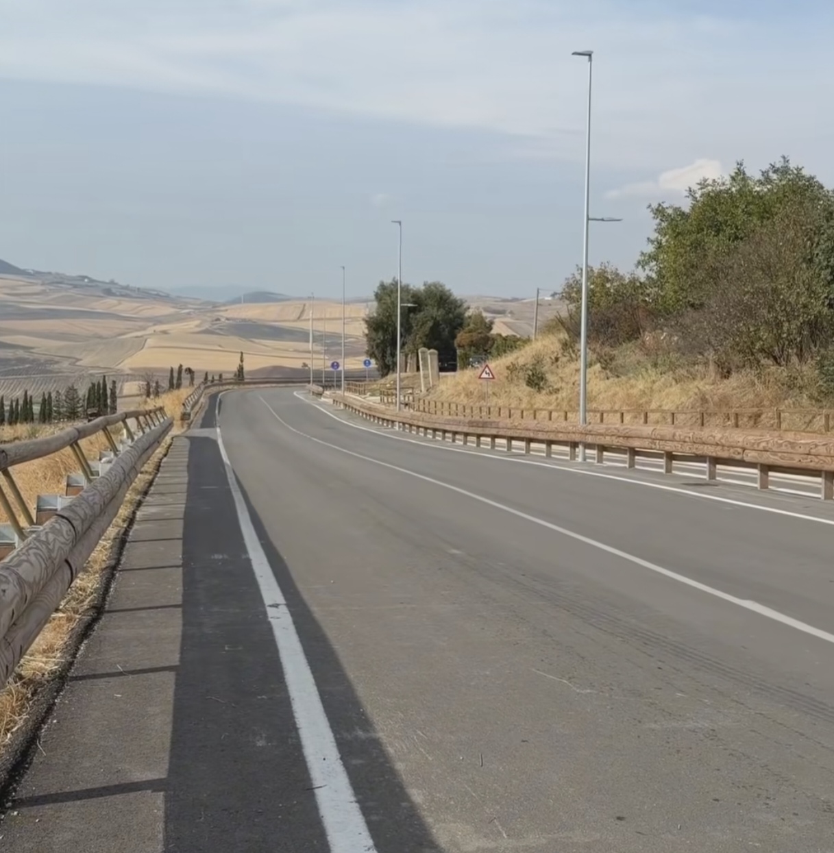 consolidamento del versante collinare a sud di candela lungo la provinciale esattamente in tempo 336 giorni lavori pubblici da Noinotizie.it consolidamento del versante collinare a sud di candela lungo la provinciale esattamente in tempo 336 giorni lavori pubblici